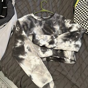 Black and White Tie Dye Cropped Crewneck Sweater